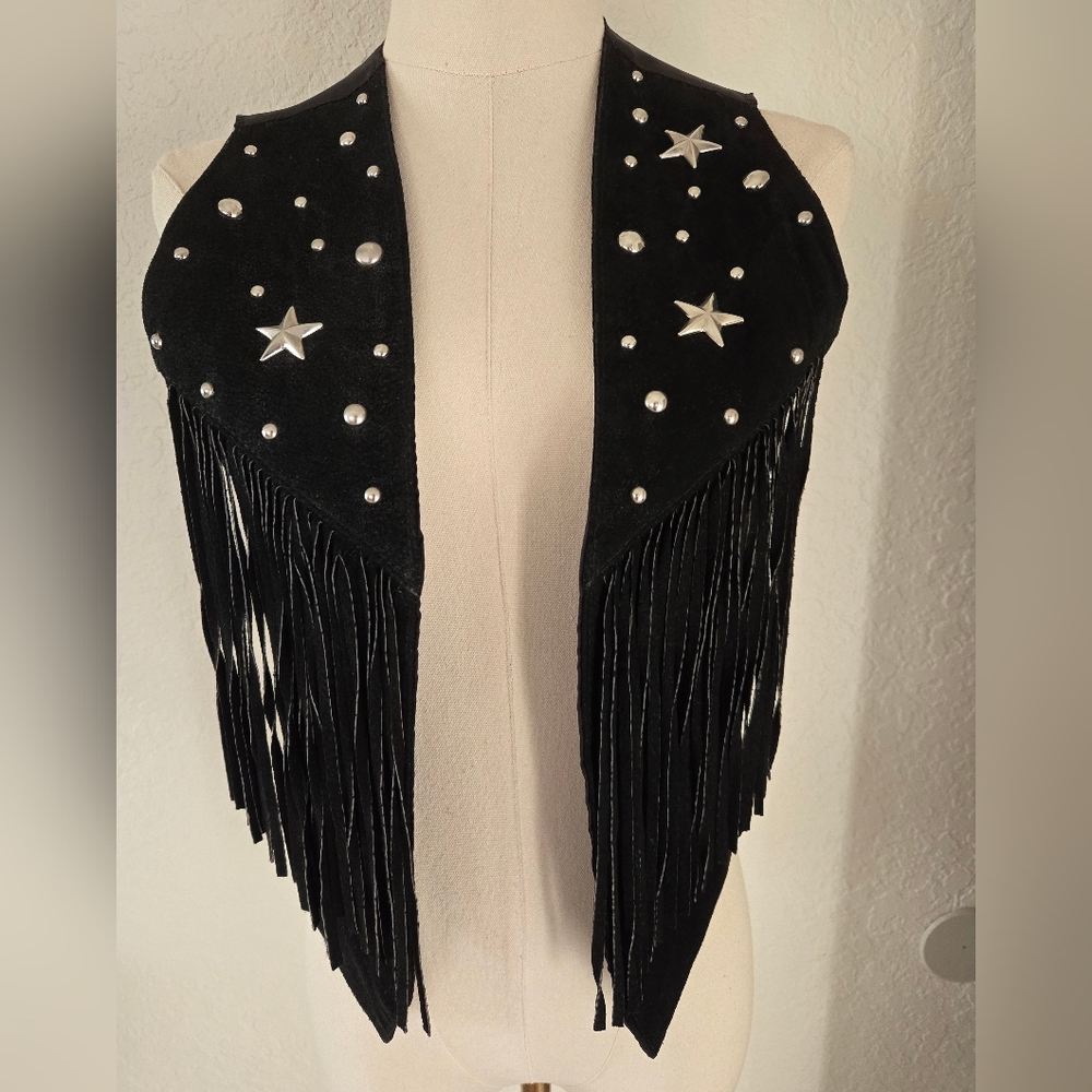 Pretty Vest By Iou View 2
